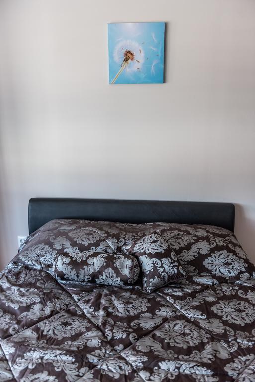 Suites Donna Бихач Экстерьер фото