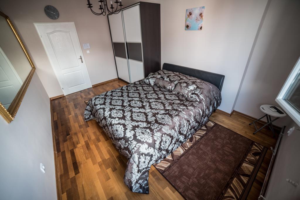 Suites Donna Бихач Экстерьер фото