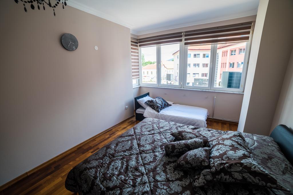 Suites Donna Бихач Экстерьер фото