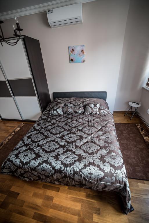 Suites Donna Бихач Экстерьер фото
